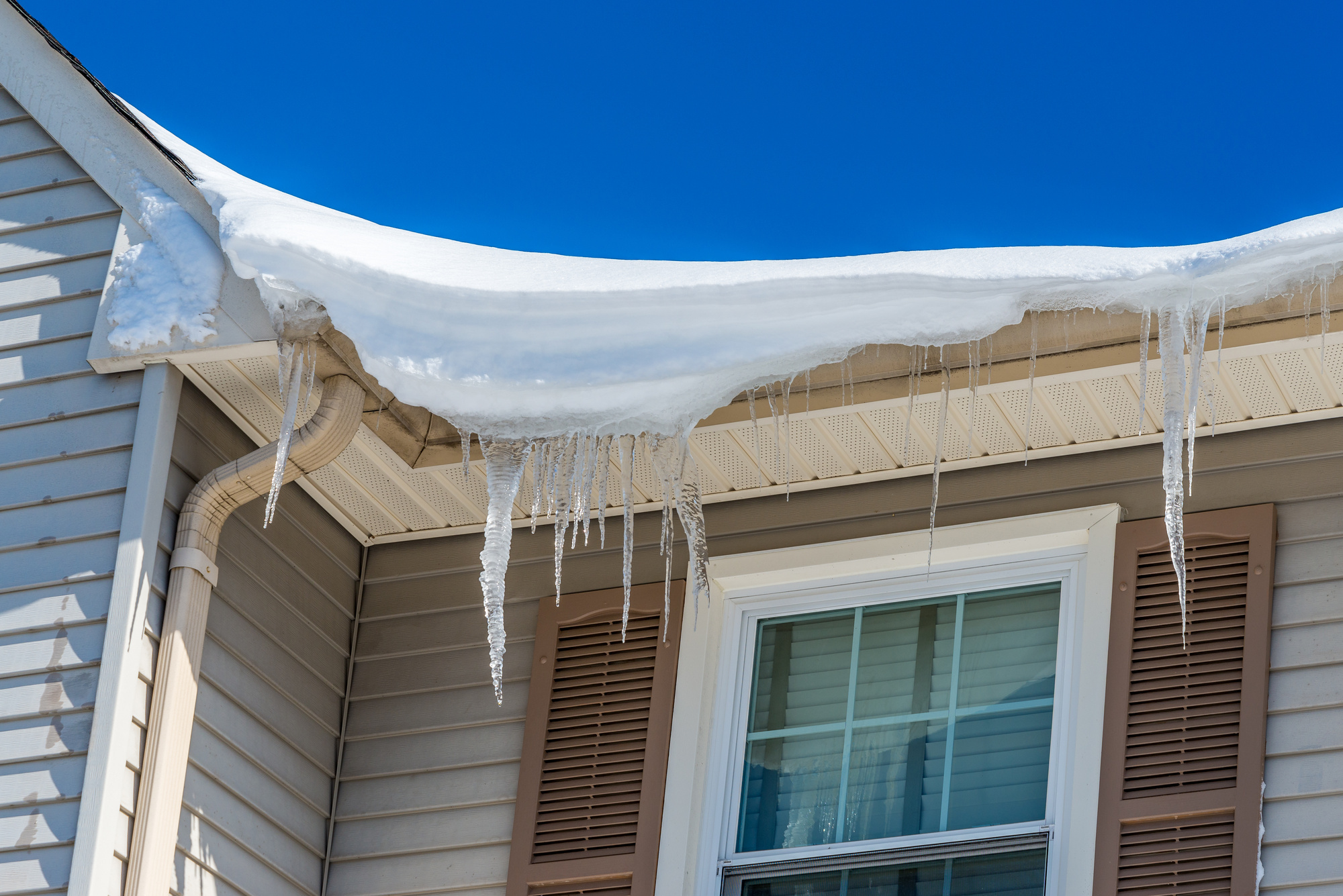 Roof Maintenance Tips for Winter